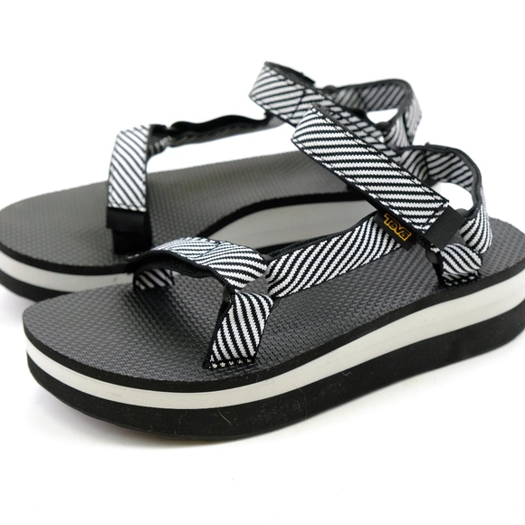 teva candy stripe black